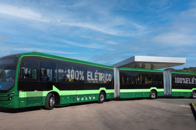 Volvo realiza su primera venta de vehículos eléctricos articulados y biarticulados a GreenMob Capital
