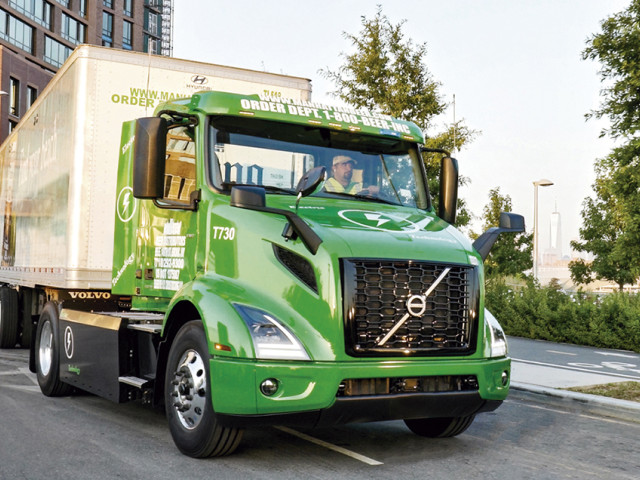 Volvo alcanza un nuevo hito con 5,000 camiones eléctricos vendidos en todo el mundo