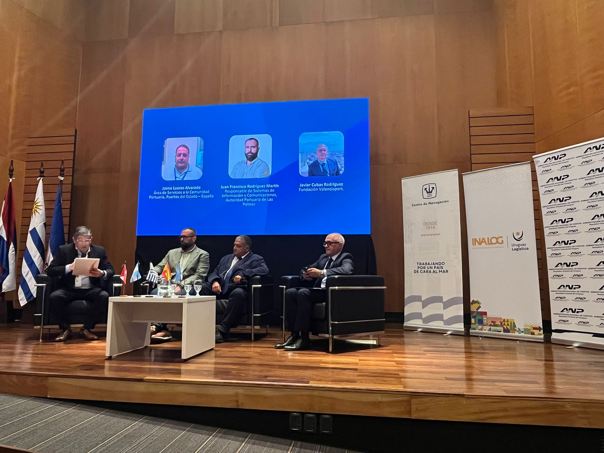 Conferencia internacional sobre relaciones puerto-ciudad y transformación digital