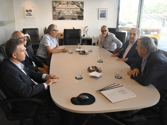 Visita de autoridades del MTOP a las instalaciones de la Terminal de Pasajeros de Tres Cruces