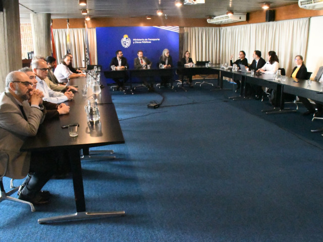 Ferrocarril Central: Se presentó estudio de factibilidad para implementar un servicio ferroviario de pasajeros