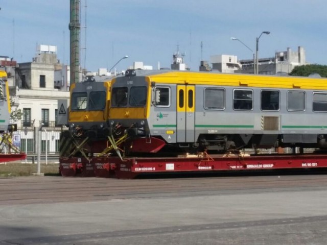 AFE logró en 2016 revertir los reiterados balances negativos y presentó superávit de casi cinco millones de pesos AFE logró en 2016 revertir los reiterados balances negativos y presentó superávit de casi cinco millones de pesos