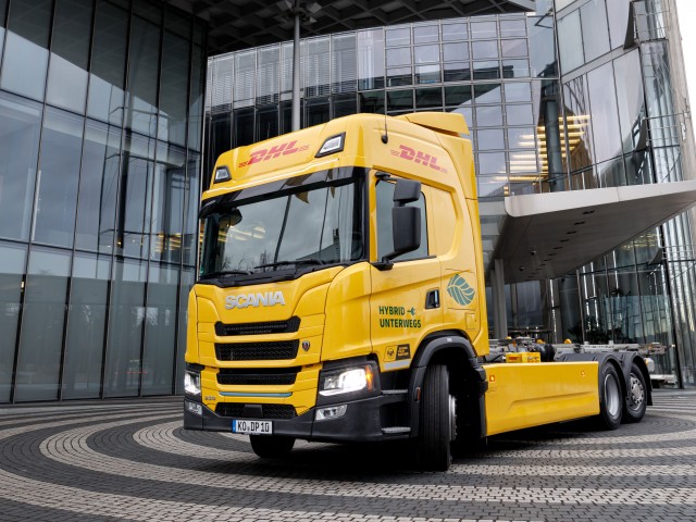 Scania y DHL probarán un camión eléctrico con extensor de autonomía alimentado con combustible Scania y DHL probarán un camión eléctrico con extensor de autonomía alimentado con combustible