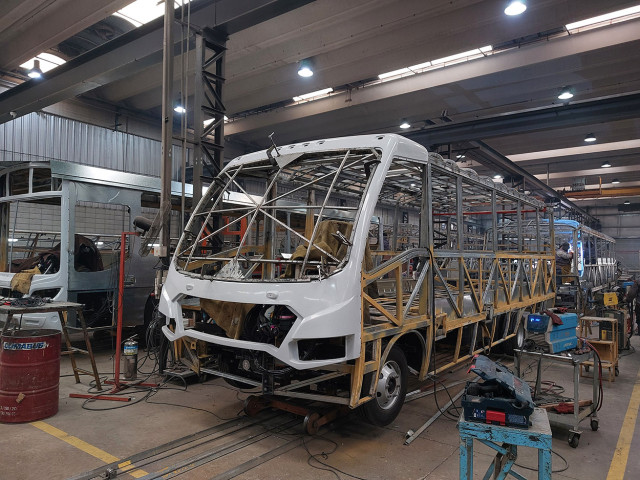 De la terminal automotriz a la calle: cómo es el proceso de carrozado de un chasis IVECO BUS