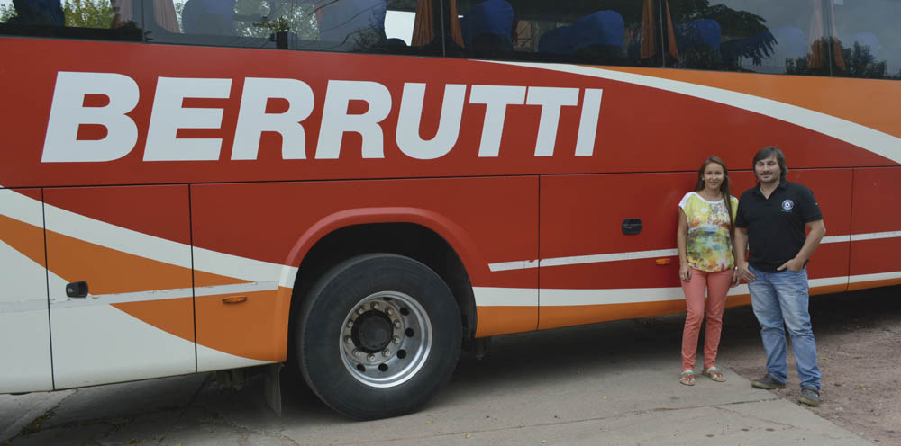 Valeria Berrutti y Leo Fernández de BERRUTI: “Pensábamos que no iban a alcanzar las unidades pero llegaron de todo el país”