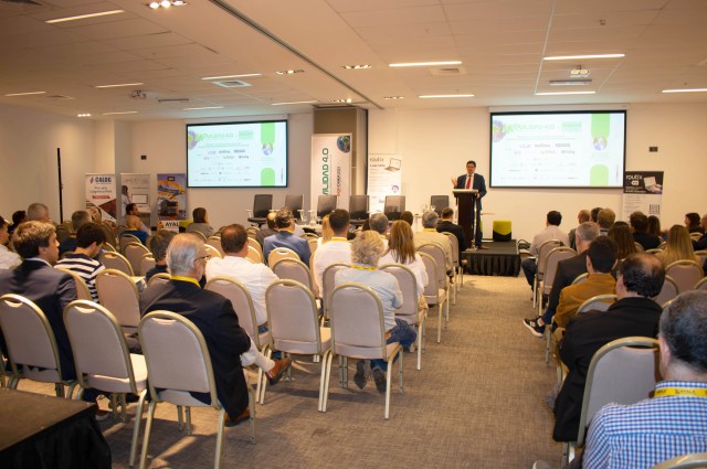 FORO MOVILIDAD 4.0 en EXPOCARGA | 1era. Parte | Presentación de Fitzgerald Cantero Piali, DNE FORO MOVILIDAD 4.0 en EXPOCARGA | 1era. Parte | Presentación de Fitzgerald Cantero Piali, DNE