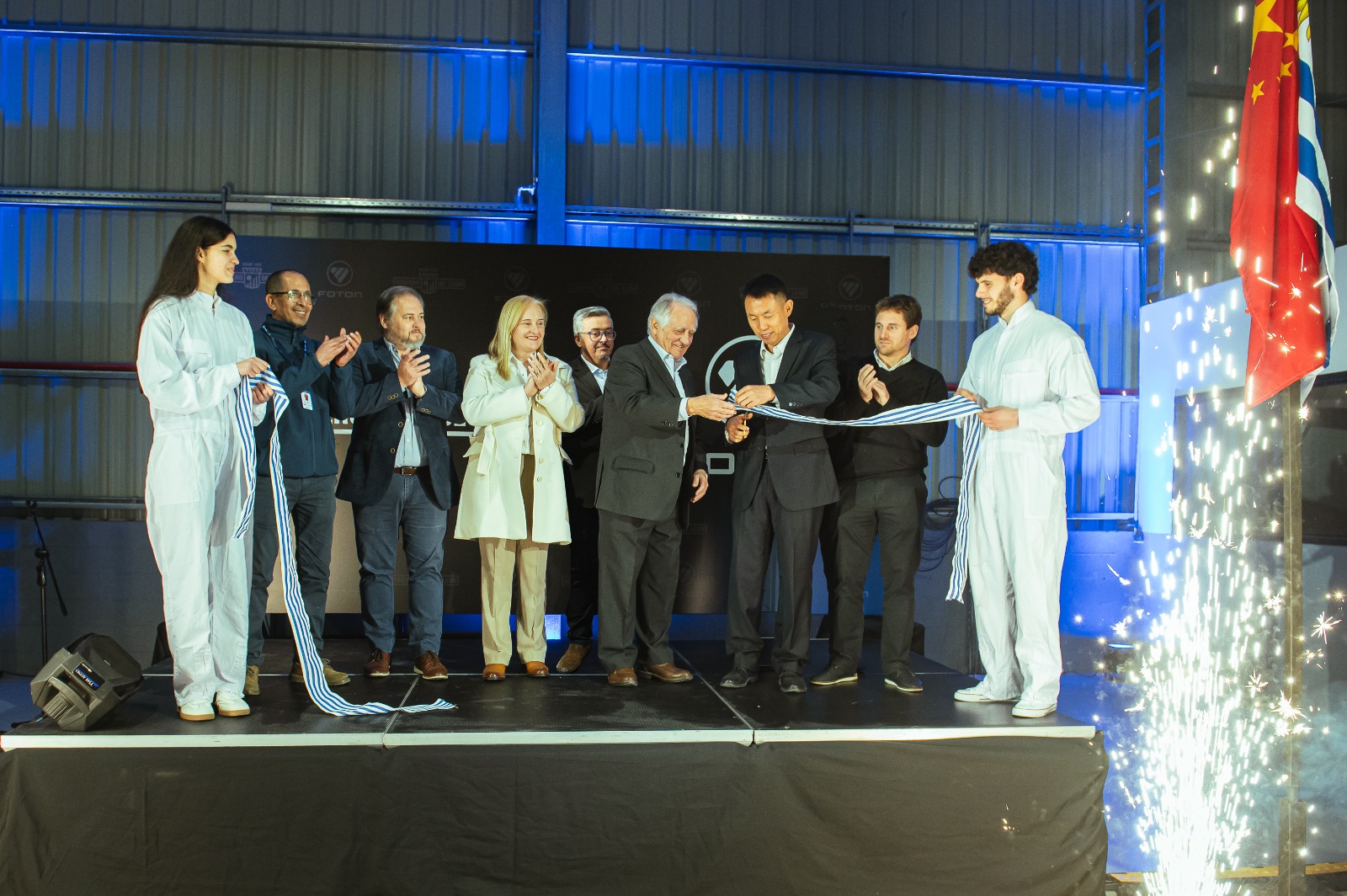 Homero de León refuerza su apoyo al transporte con la inauguración del centro logístico Foton