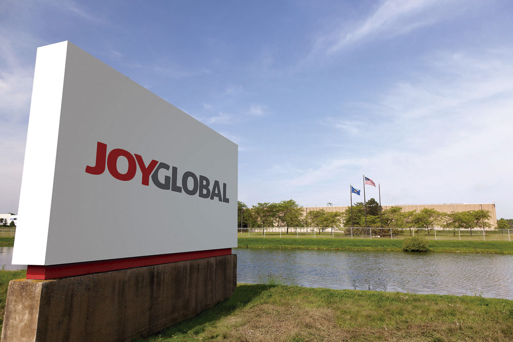 Komatsu acuerda comprar Joy Global por US$ 2.900 millones
