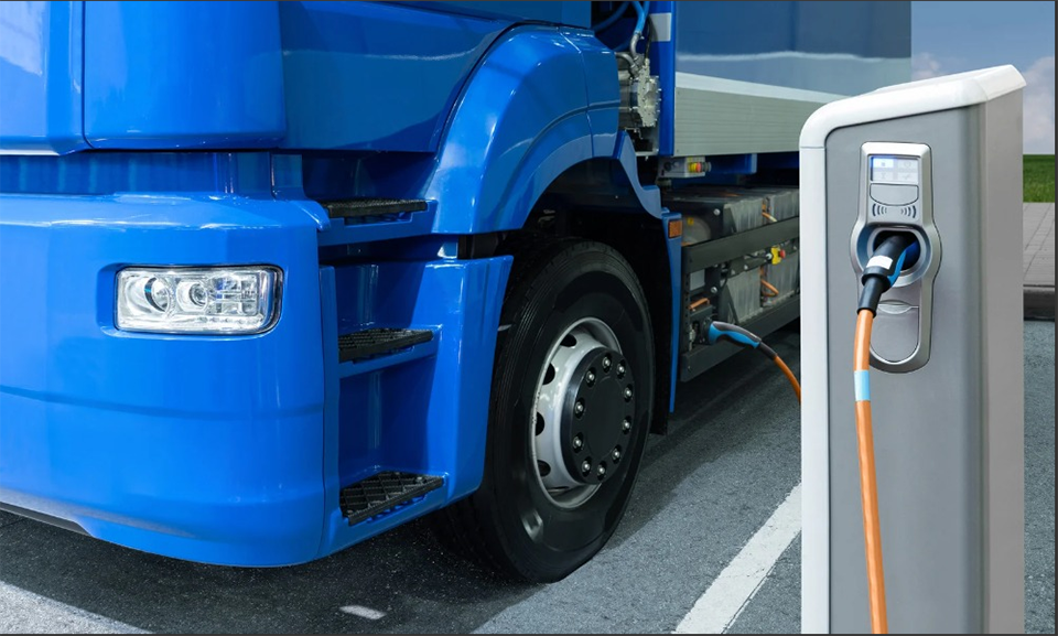 IA aplicada: Uruguay lanza el primer comparador de camiones eléctricos vs. diésel 