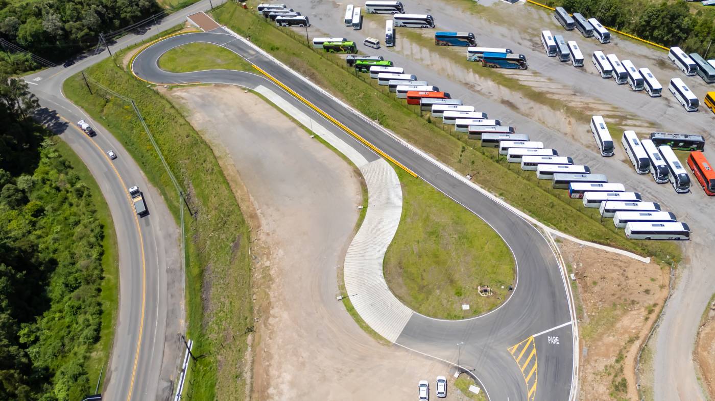 Marcopolo inaugura nueva pista de pruebas en Caxias do Sul