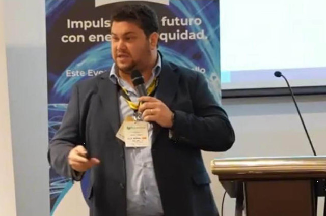 FORO MOVILIDAD 4.0: La electrificación fuera de ruta: oportunidades, límites y aprendizajes para la maquinaria pesada en Uruguay FORO MOVILIDAD 4.0: La electrificación fuera de ruta: oportunidades, límites y aprendizajes para la maquinaria pesada en Uruguay