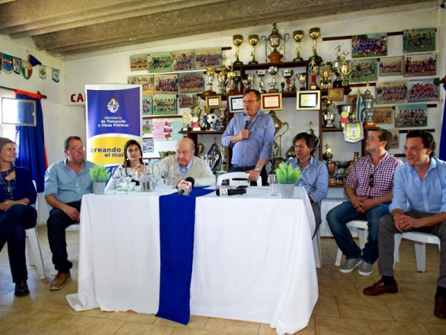 Ministerio de Transporte presentó proyecto vial de 15 millones de dólares para Treinta y Tres Ministerio de Transporte presentó proyecto vial de 15 millones de dólares para Treinta y Tres