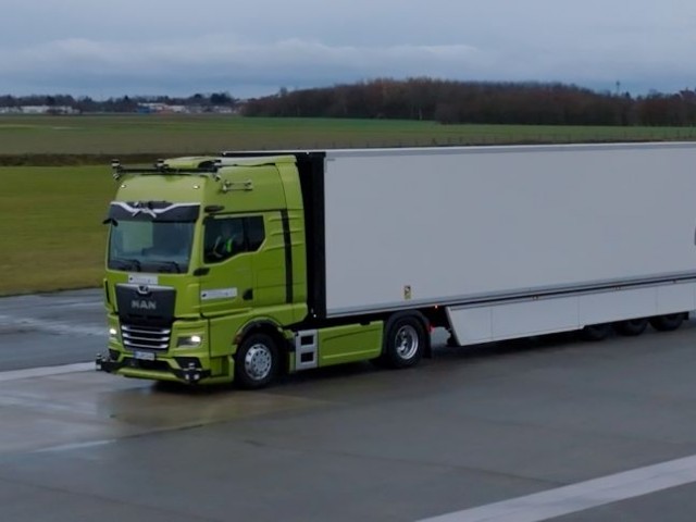 p-eot-man-plus-cooperation-3