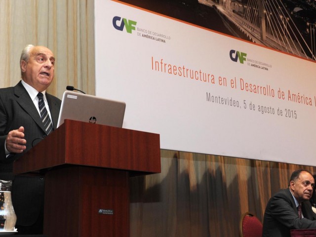 Ministro Victor Rossi participó en la presentación de la Corporación Andina de Fomento