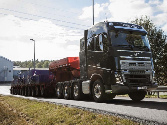 transmision_I-Shift_con_marchas_super_reducidas_permite_el_arranque_desde_parado_con_hasta_325_toneladas