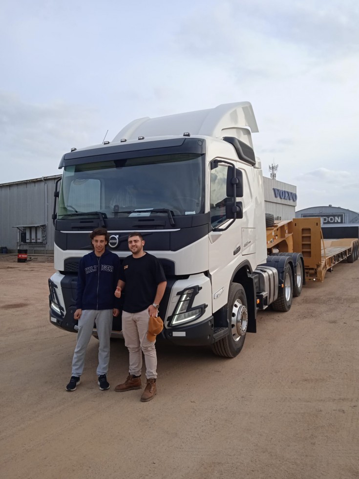 volvo-_TUGUANEIT_SAS