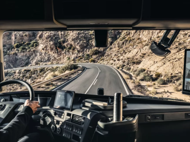 10 Beneficios que no conoces del sistema de retrovisor por cámara de Volvo Trucks